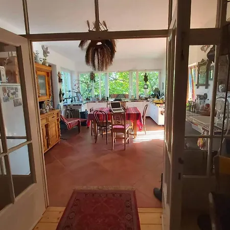 Vulcan Garden Holiday home Kisapati